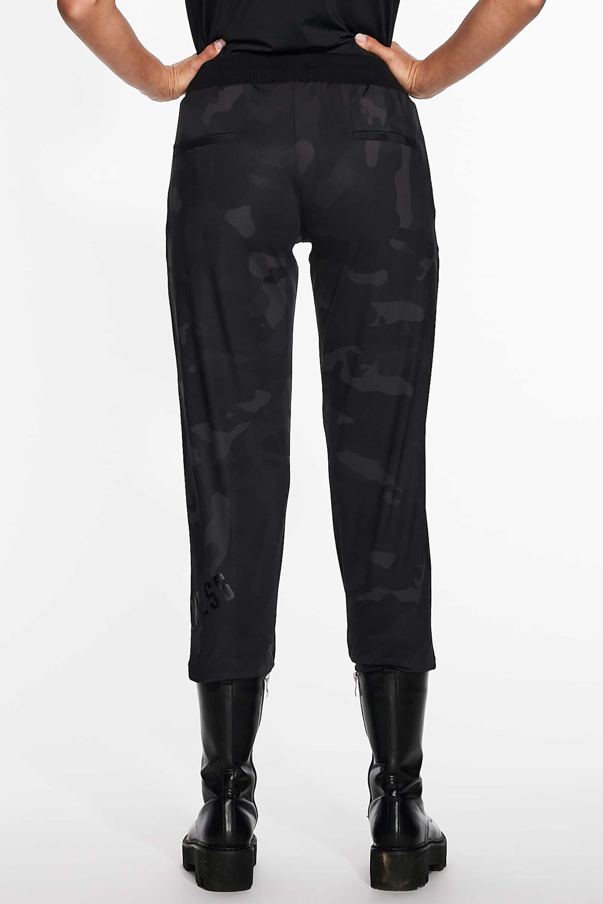 Fairway Camo Jogger  Shop the Highest Quality Golf Apparel, Gear,  Accessories and Golf Clubs at PXG